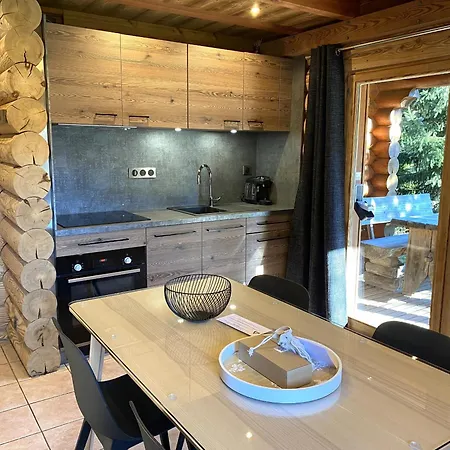 L'oursblanc En Rondins Chalet *