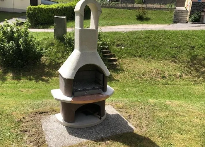 L'oursblanc En Rondins